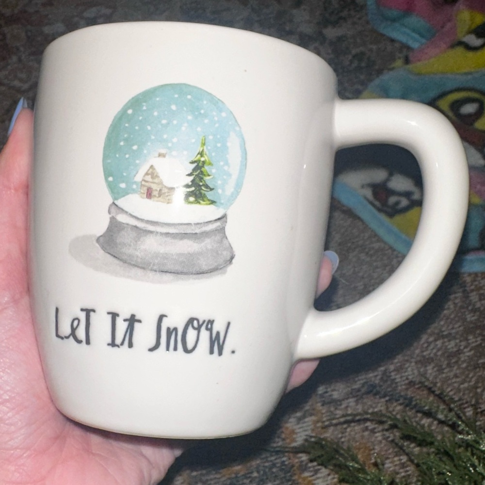 Rae Dunn 'Let It Snow' Mug